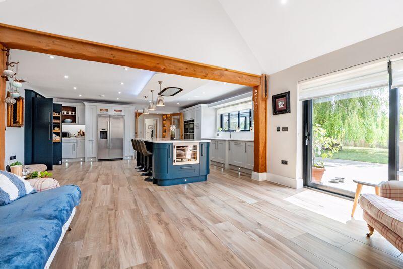 Kitchen/Breakfast/Family Room