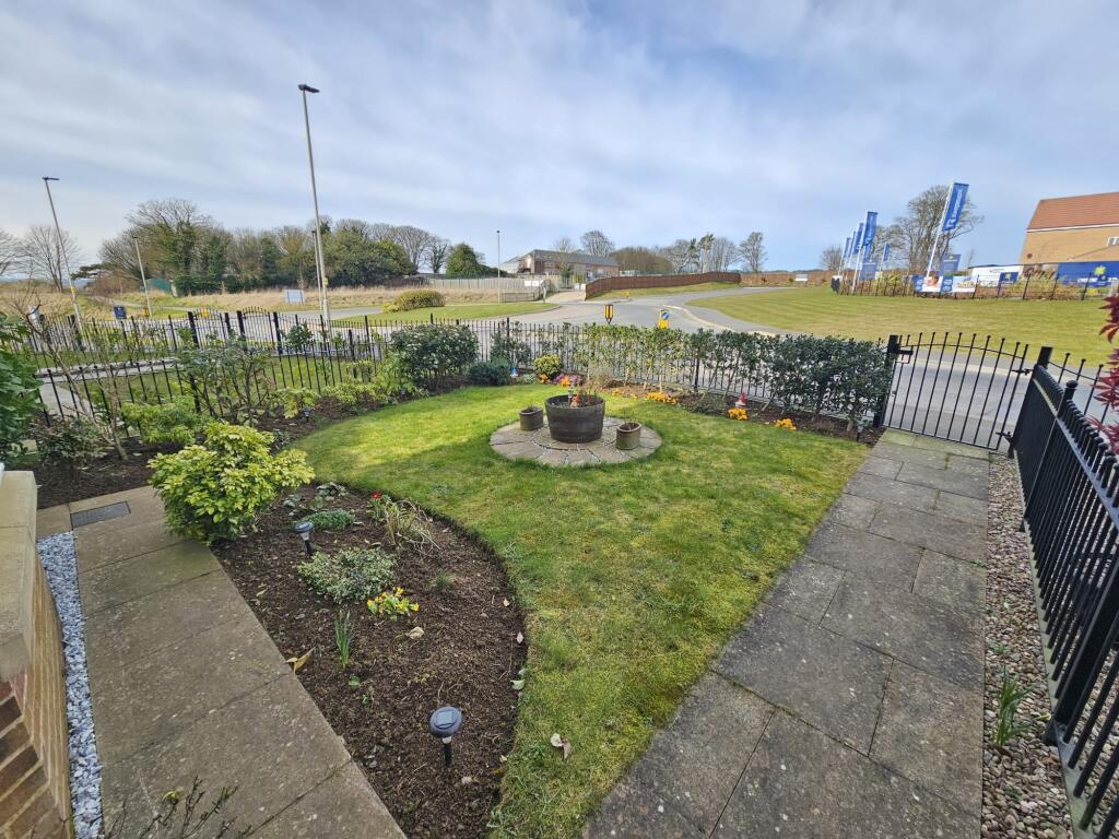 348aa414-31c5-460c-a617-3b81f764f312