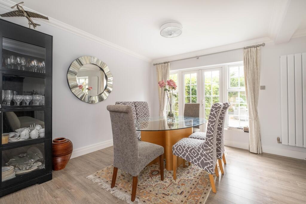 3-cotswold-close-...