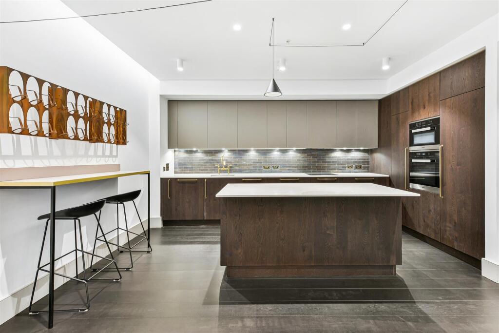 55 Victoria St - Bruton