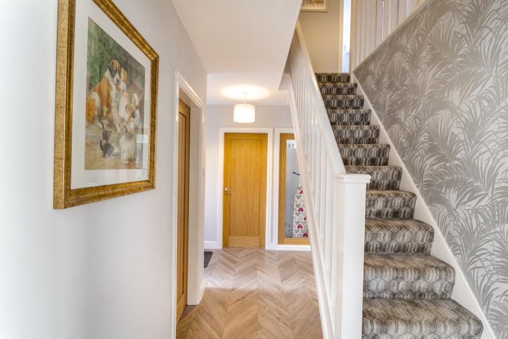EweMove Estate Agents Scunthorpe Hallway
