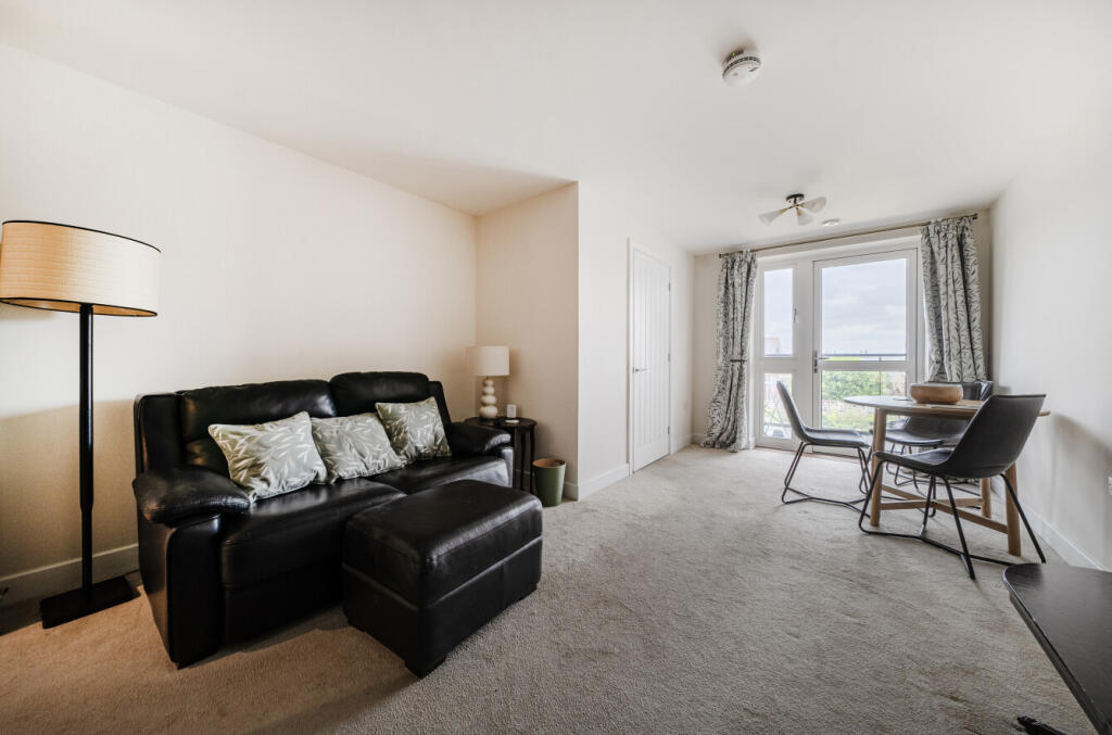 1317952-9-68762d0...