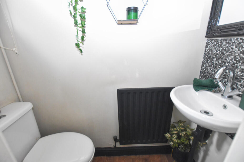 GF WC