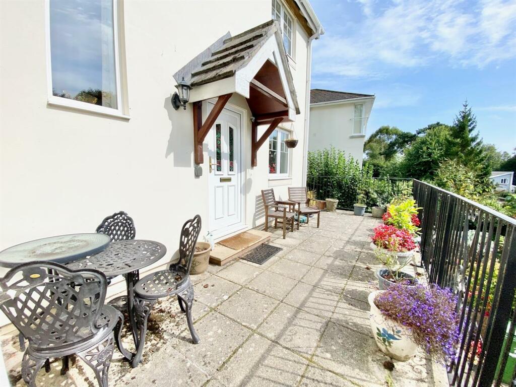 Front patio.jpg