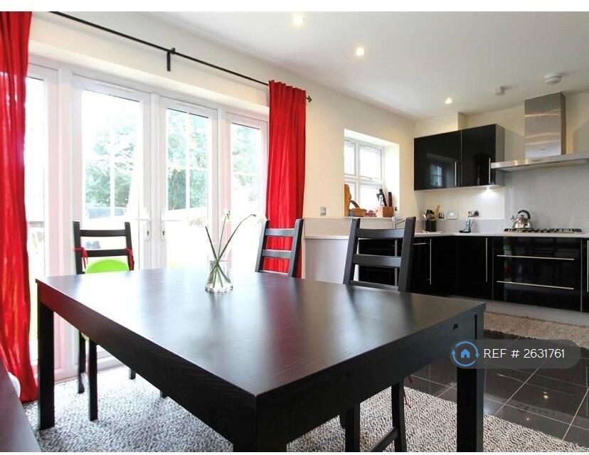 Kitchen/Breakfast Room