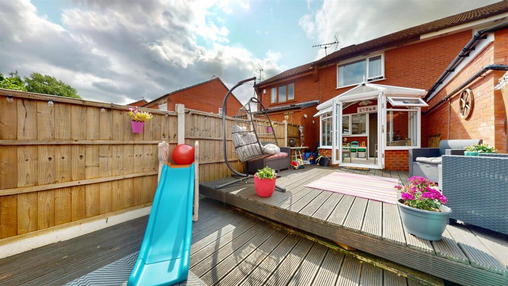 Hopkins Close Rear Garden