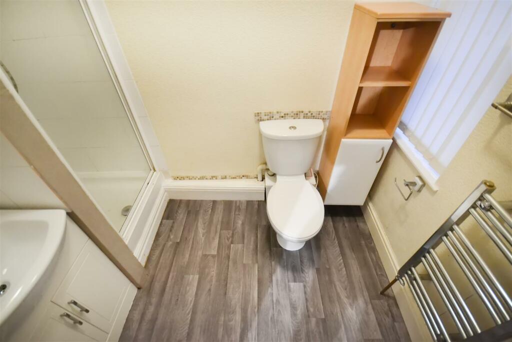 Ensuite Shower Room
