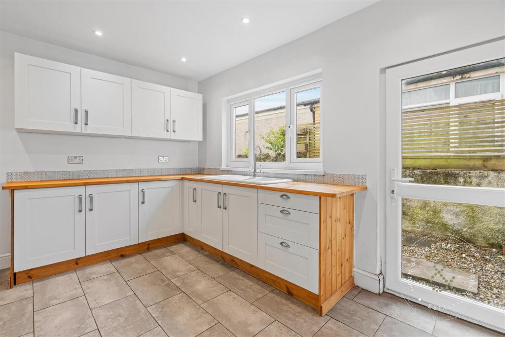 Anchor Street, Taffs Well (9).jpg