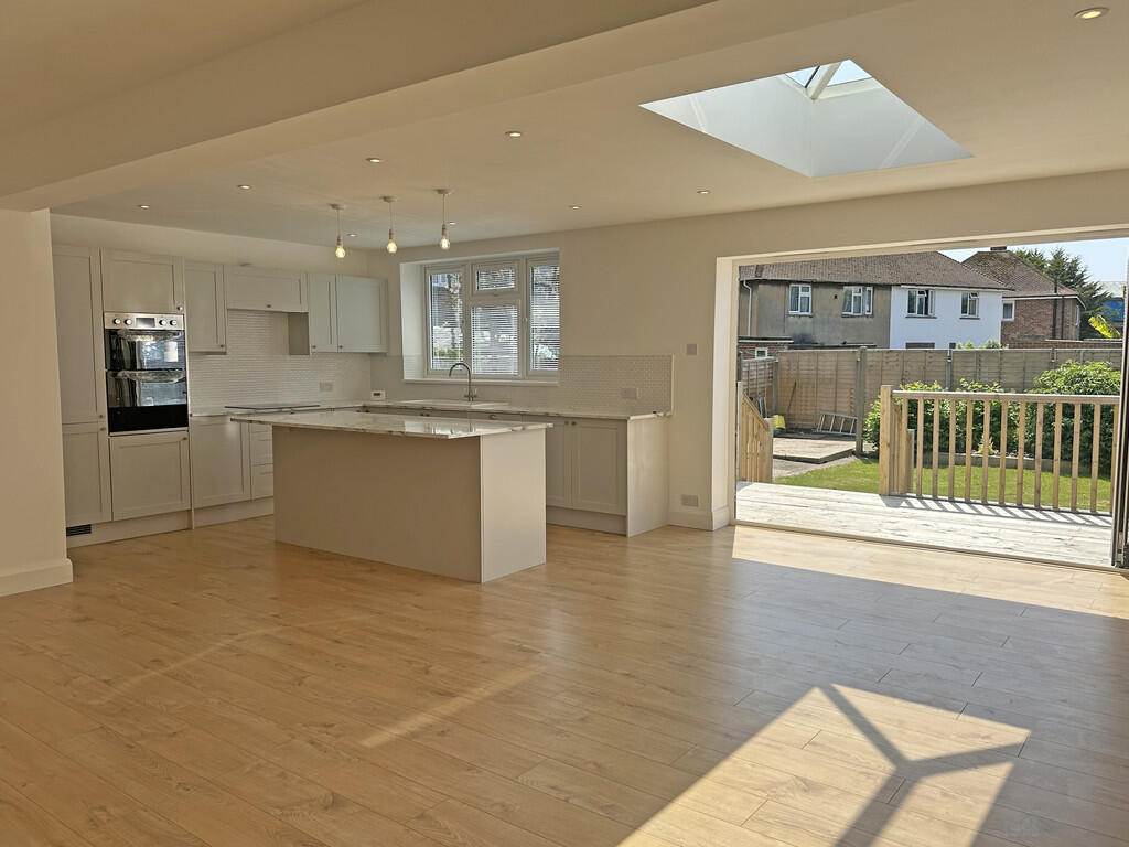 Lounge - Diner (1...