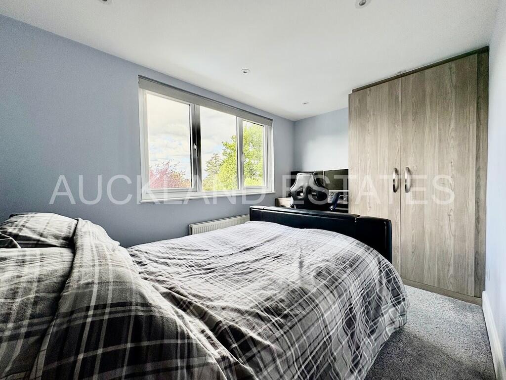 image00031-175809...