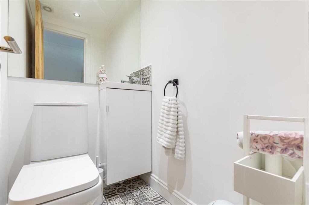 Lower Level WC
