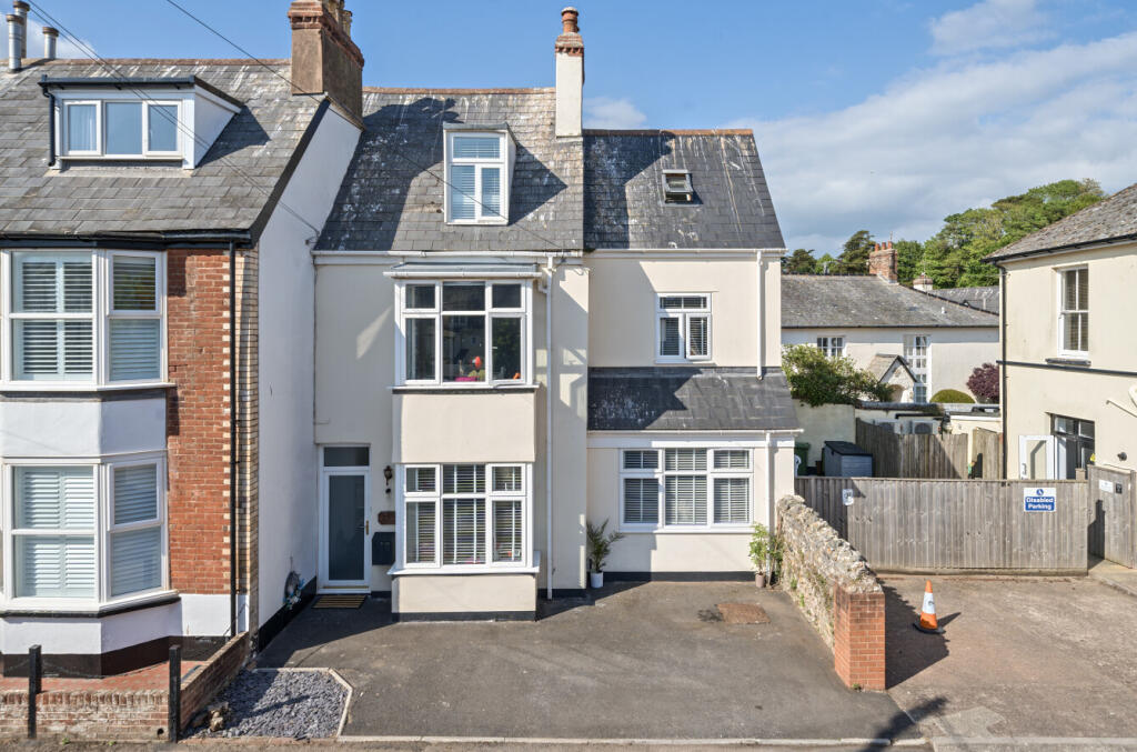 2-681cd97f627a0-1...