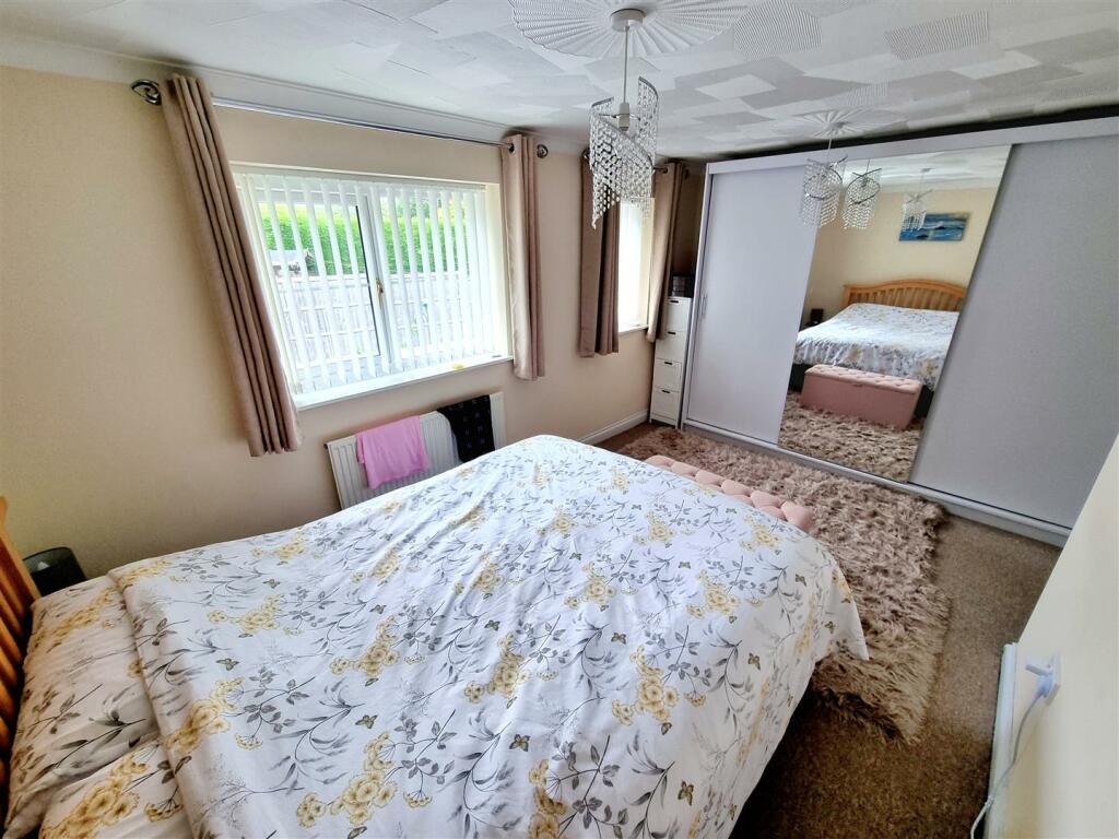 Bed 1.1.jpg