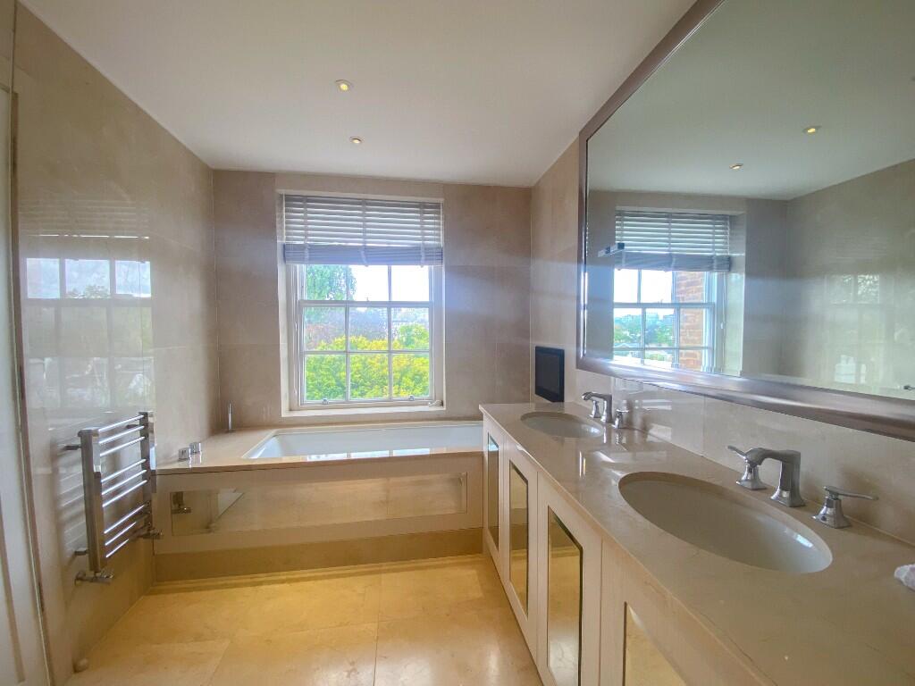 Ensuite Bathroom