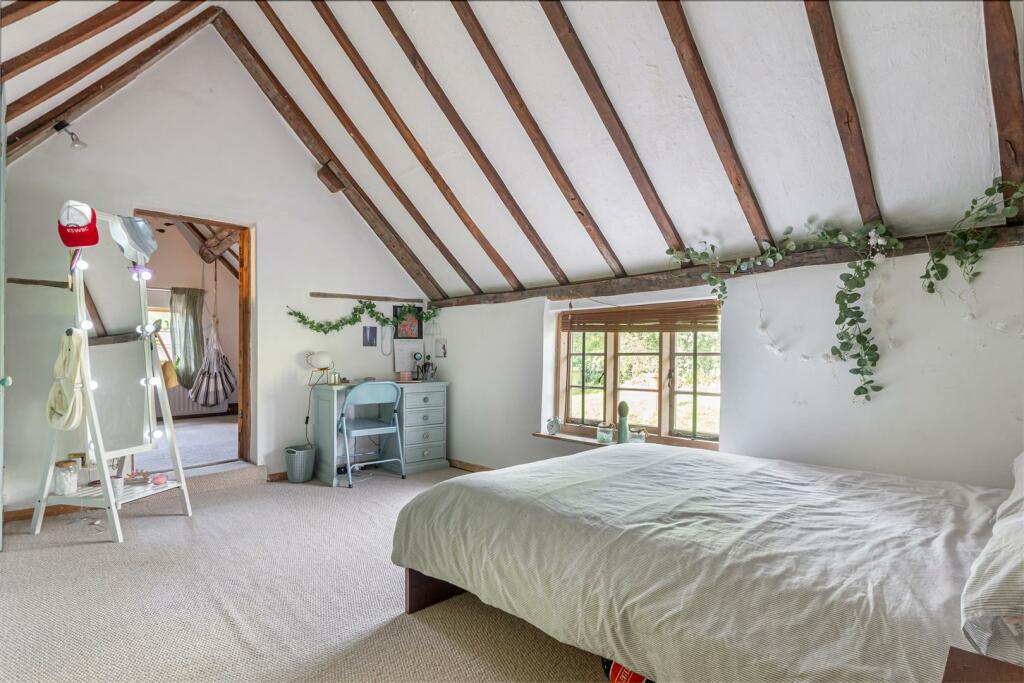 Bedroom-3-2.jpg