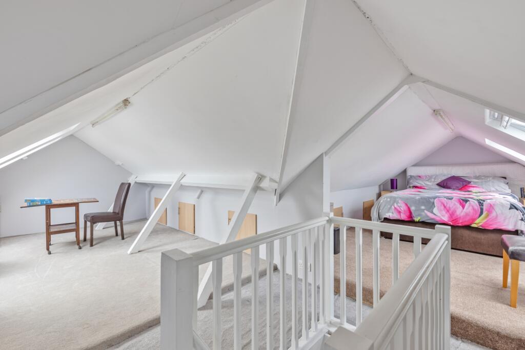 A22 - 115 Goodrington Road Paignton - 250606