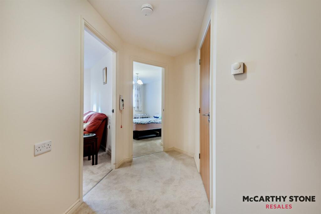 8625695-interior11-800.jpg