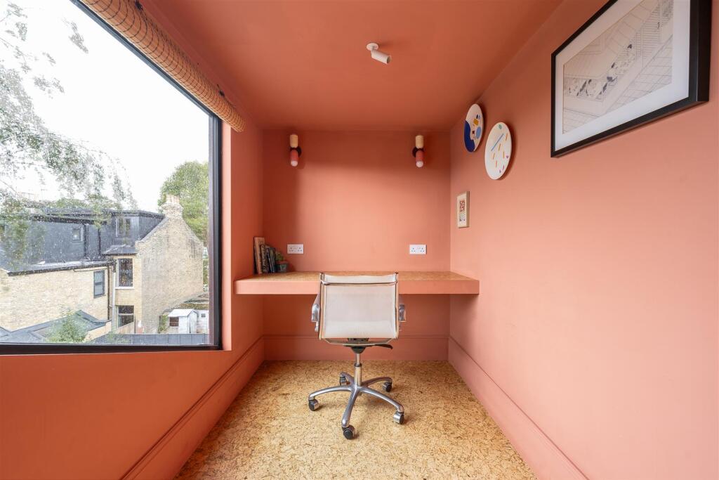 Second-Loft-Bedroom-1.jpg