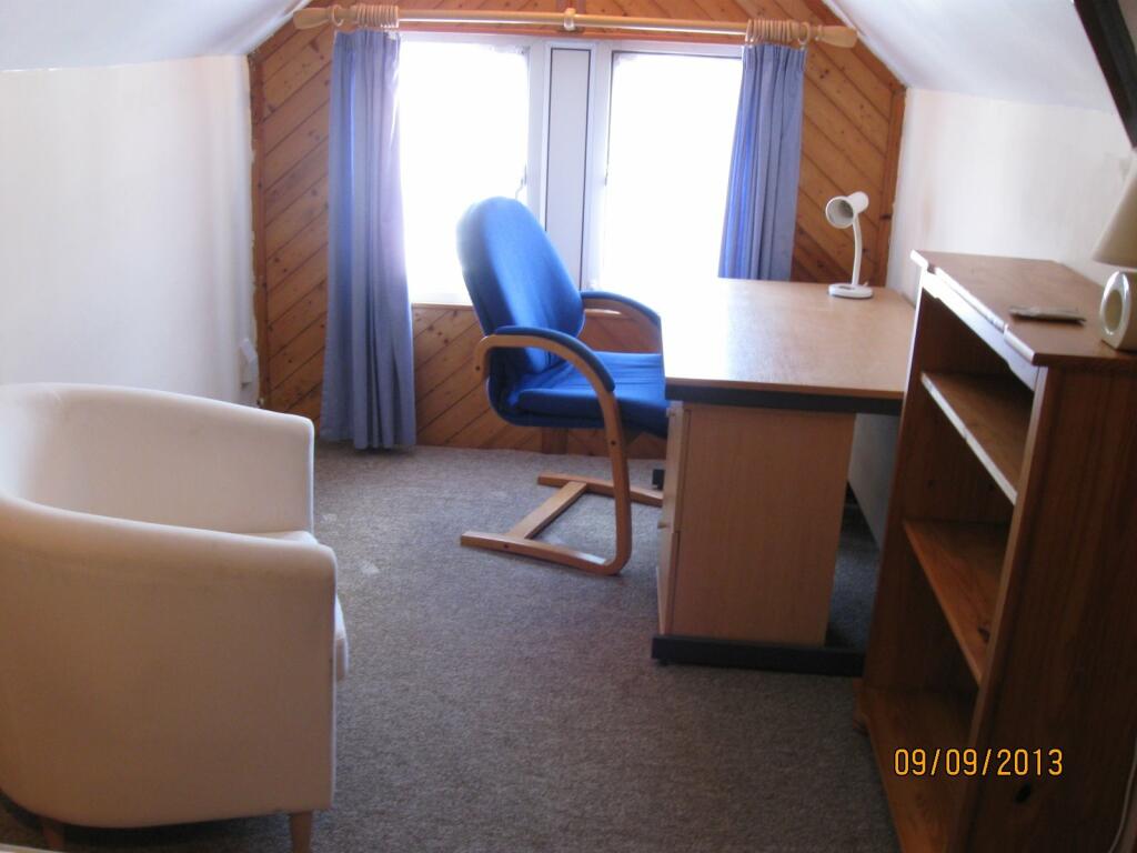 58 Vivian Rd Top Att