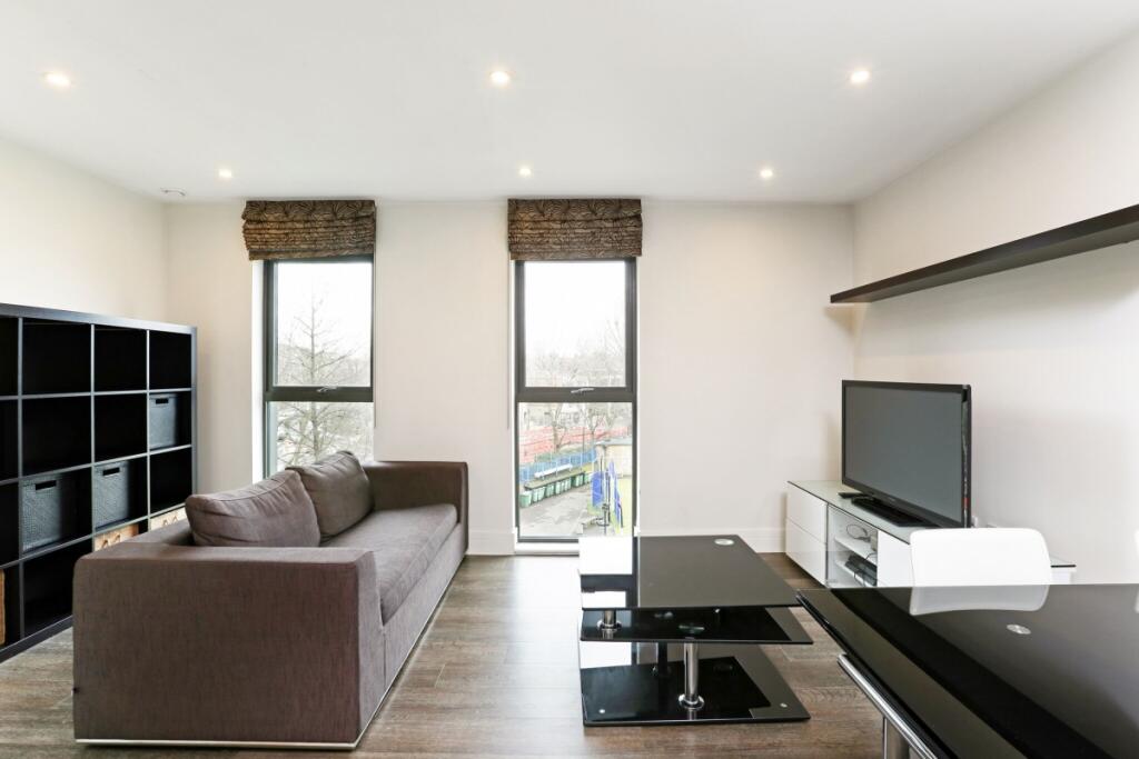 Ph20_2021836cpy_e...