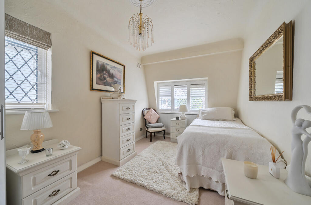 1334827-21-68946d...