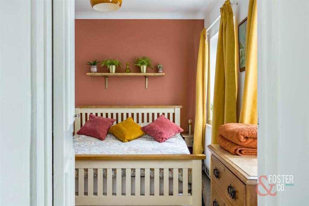 St Aubyns 22, Flat 2-11.JPG