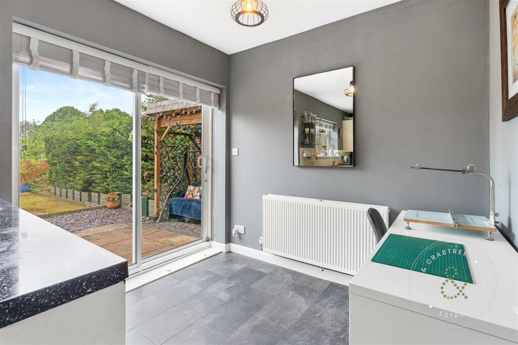 Illfracombe Crescent, Llanrumney, Herncrabtree (13