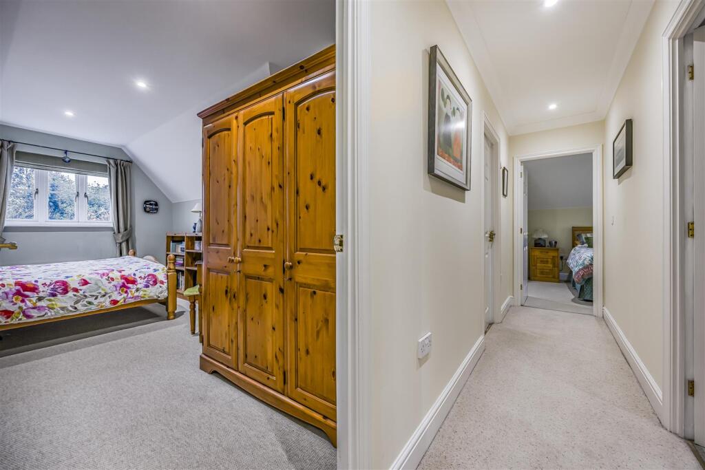 2 Clarendon Close, Denmead-PorticoMarketing-Nexa-8