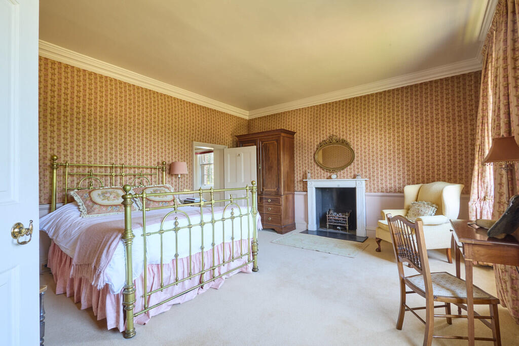 Moulton Hall 0907...