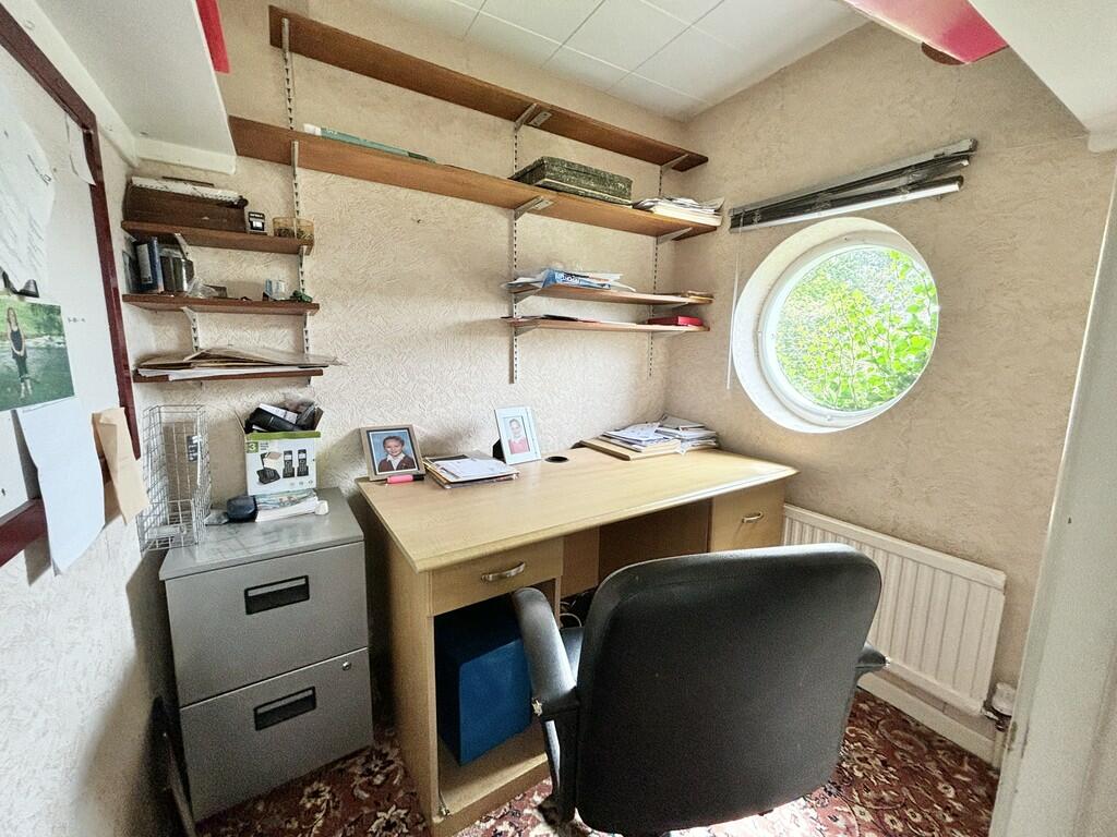 Study/Bedroom 4