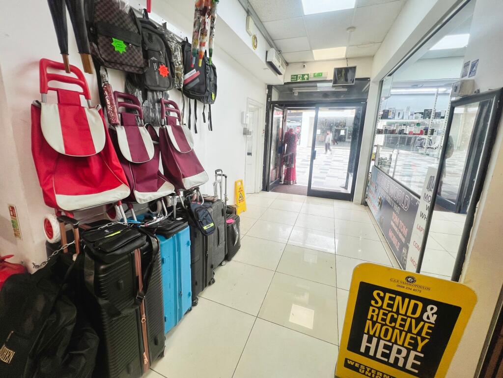 Shops Internal