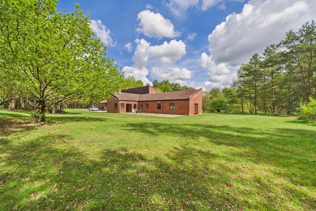 CAM01689G0-PR0462...