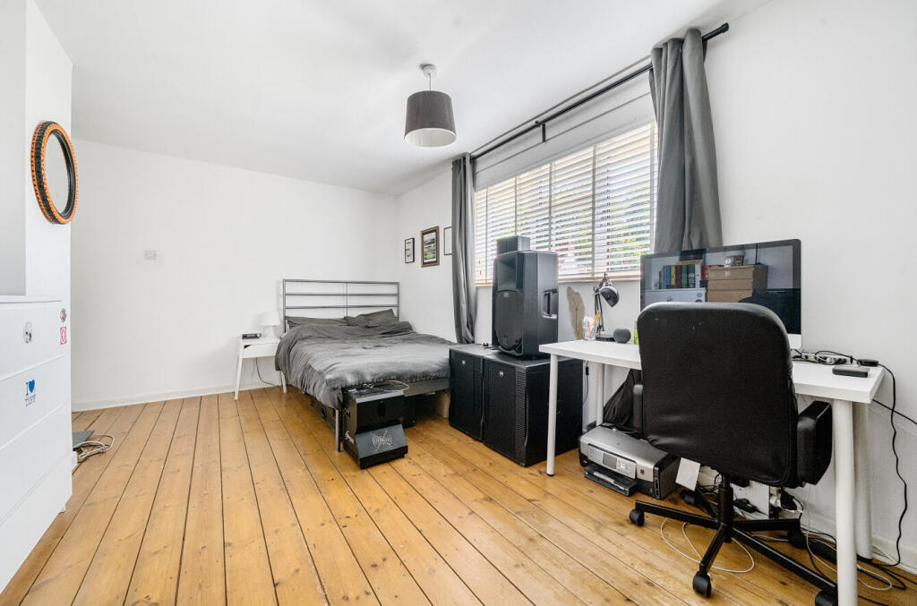 1314196-13-6852bf...