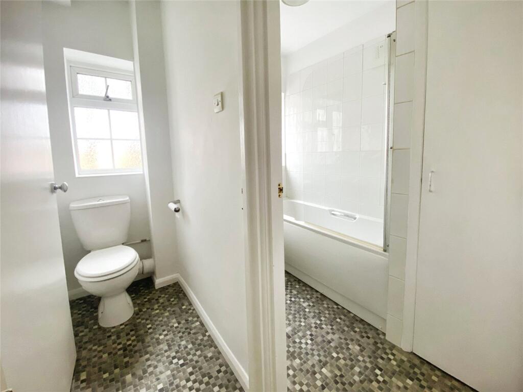 Bathroom/Toilet