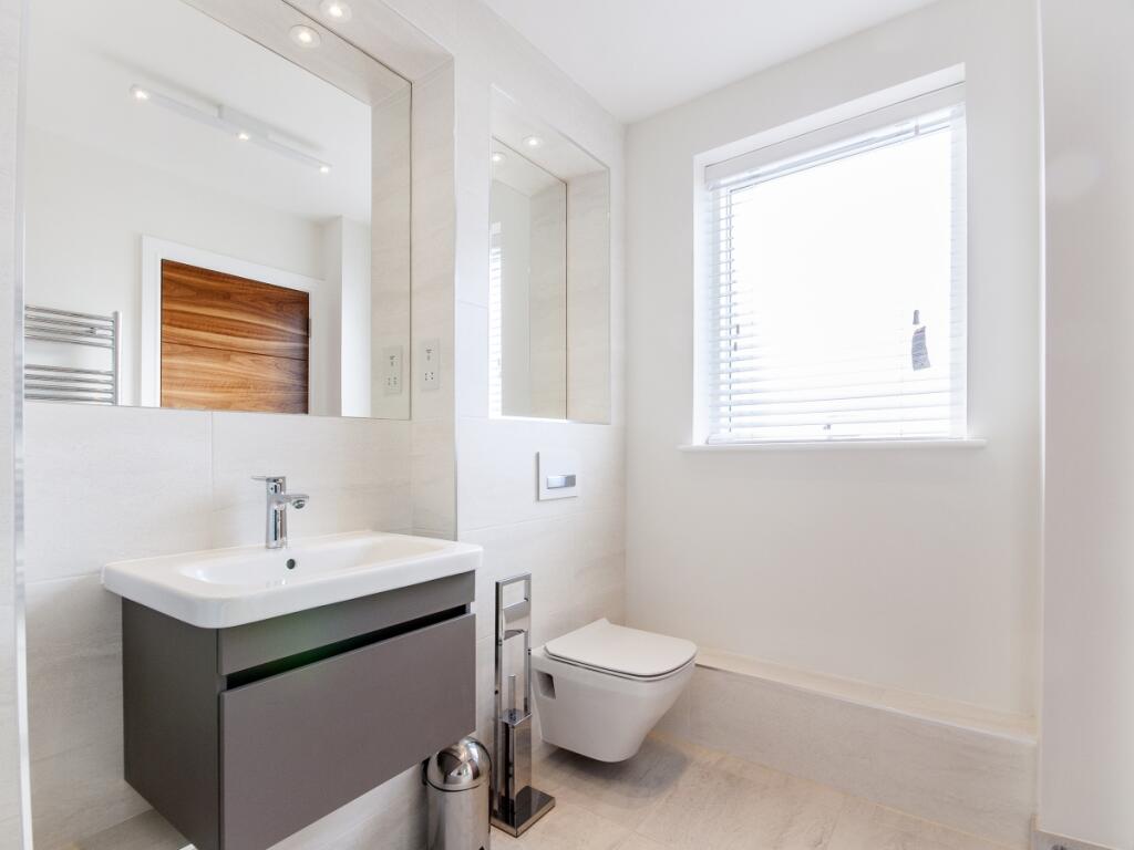 Bathroom1