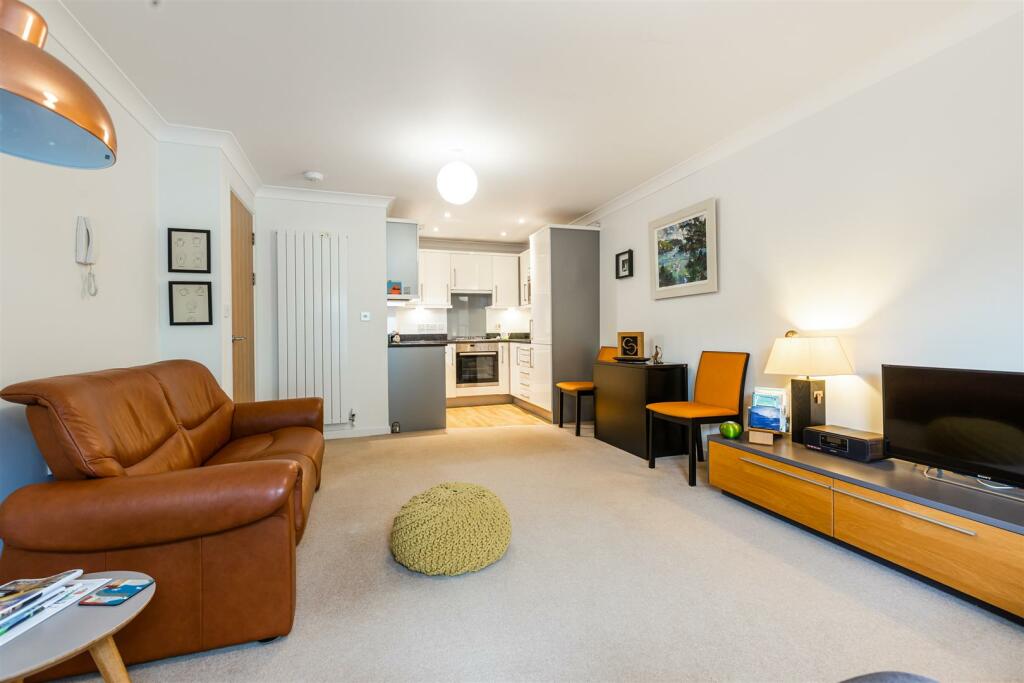 A07 - Dartmouth, Flat 1 Westwater Court - 231220.j