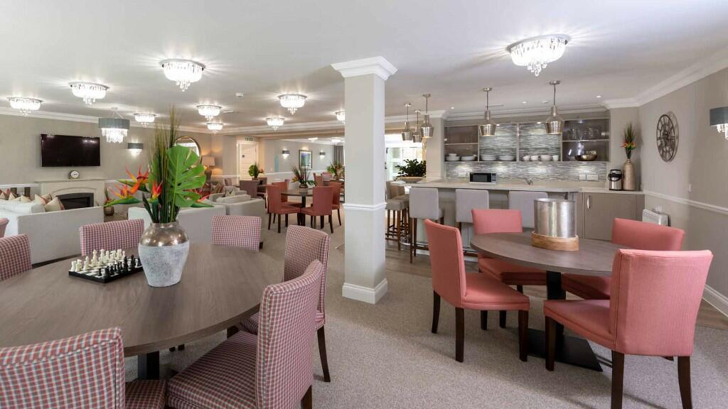 Example Lodge Lounge