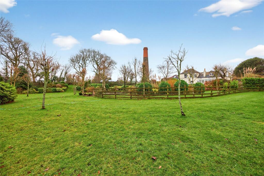Rear Gardens