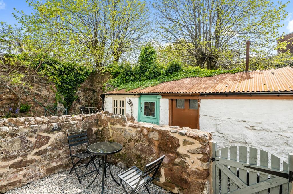 Outbuilding