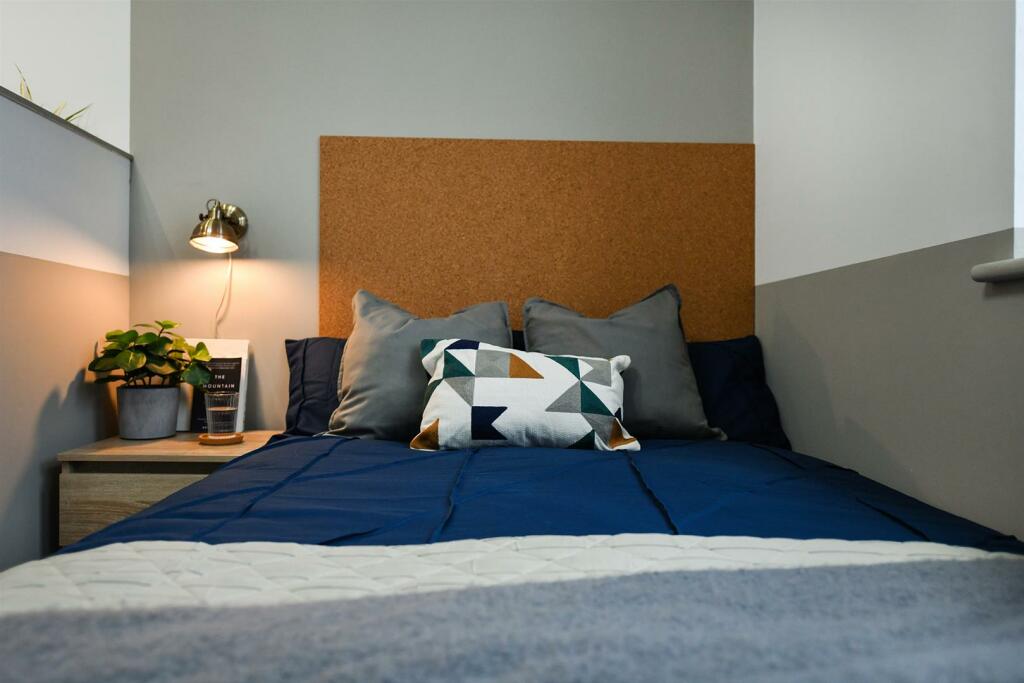 21crownst-115.jpg