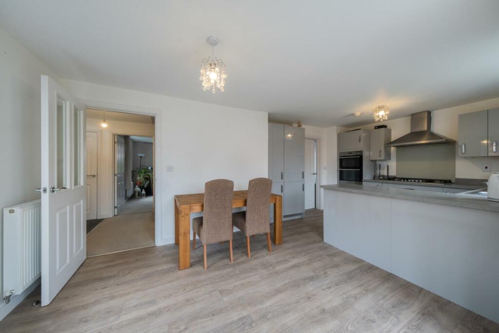 65 Hazelhurst Way-007.jpg