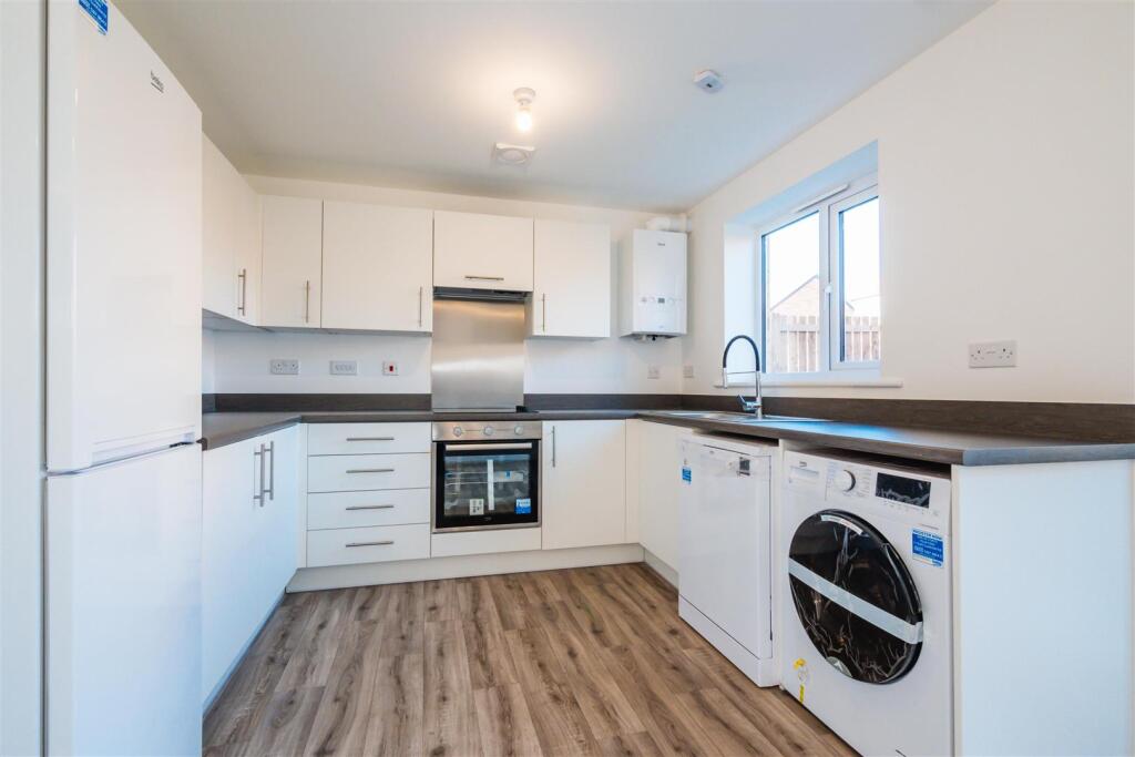 Kitchen_1.jpg