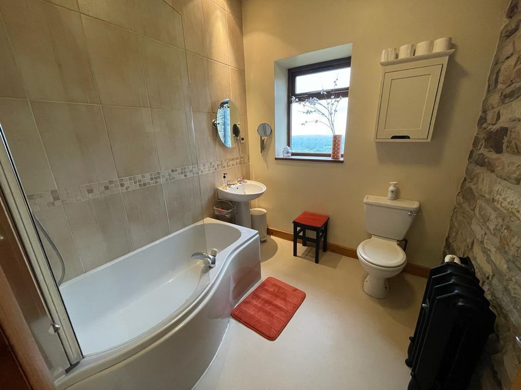 HOUSE BATHROOM