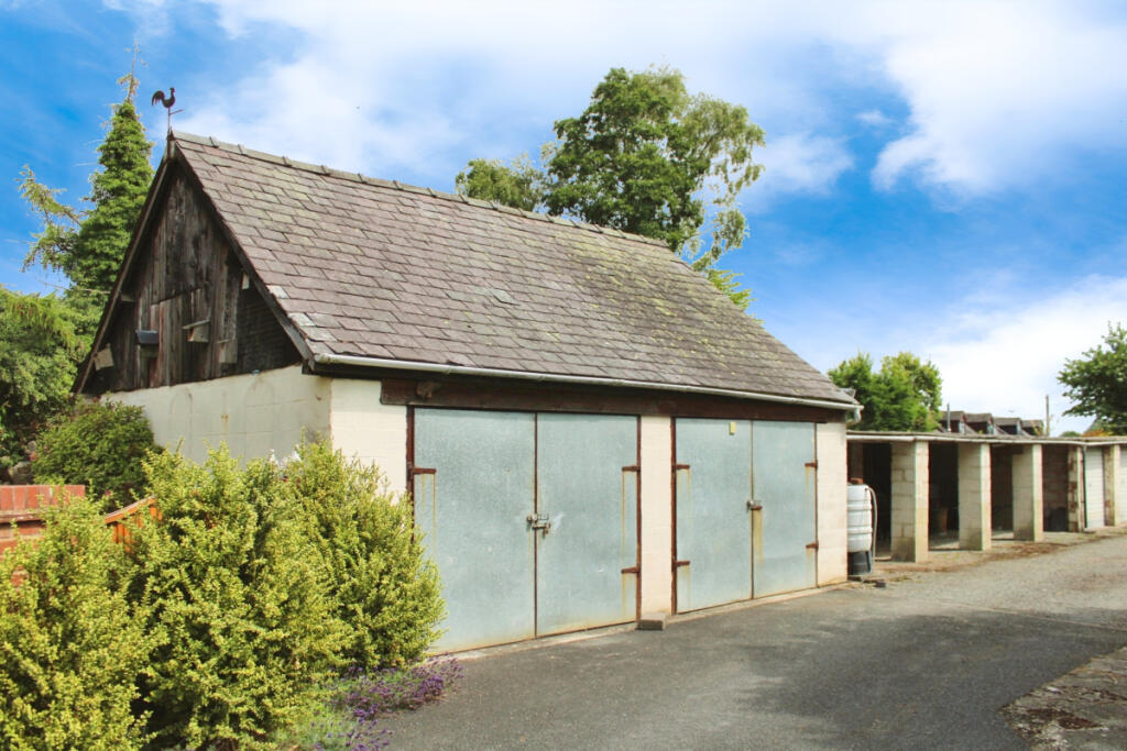 Detached 3 Bedroom Property