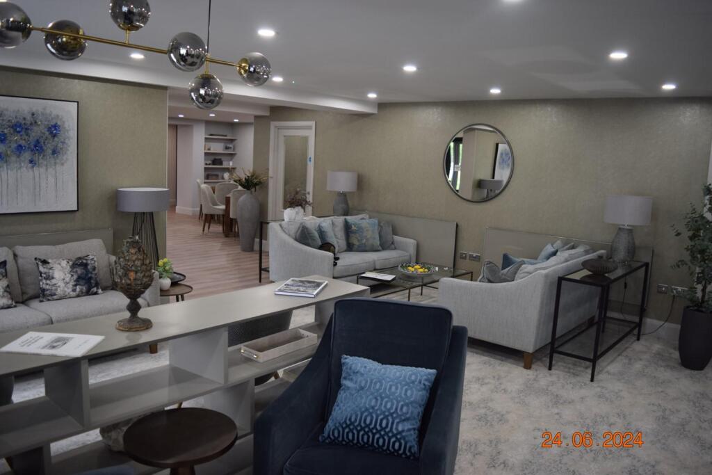 Communal Lounge