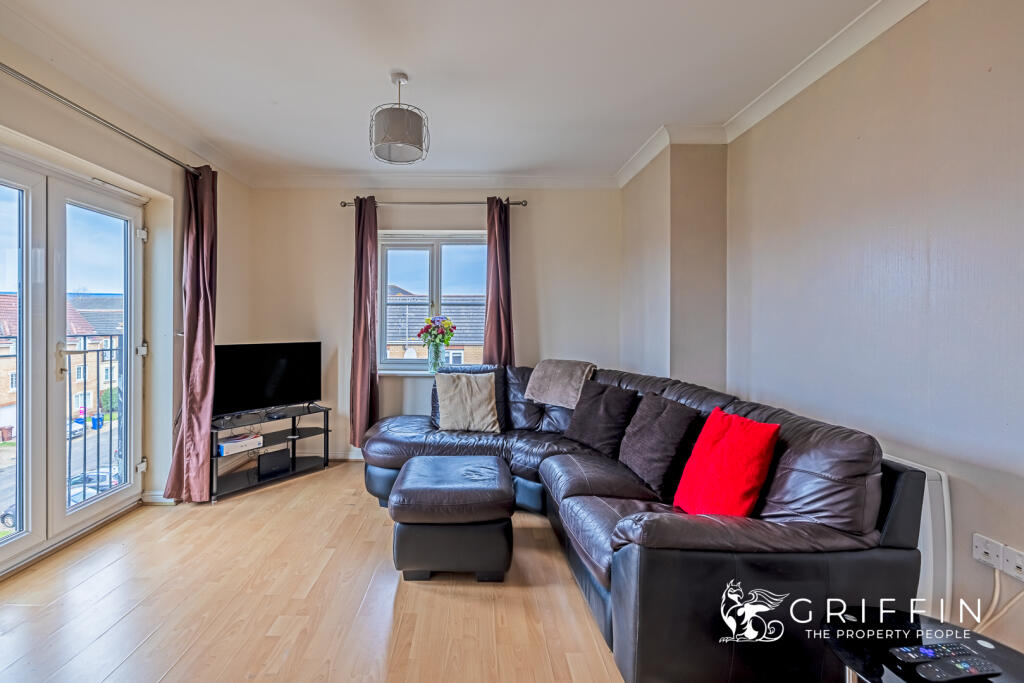 Lounge &amp; Kitchen