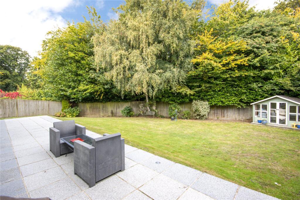 Terrace &amp; Garden