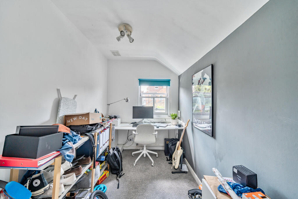 1309357-1-684c04d...