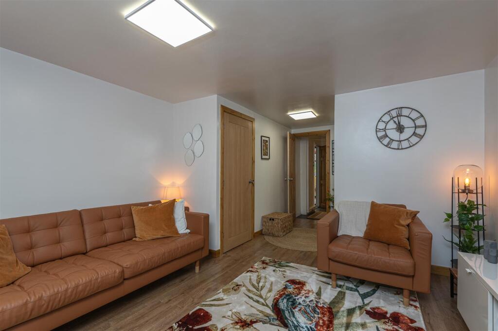 Second Lounge