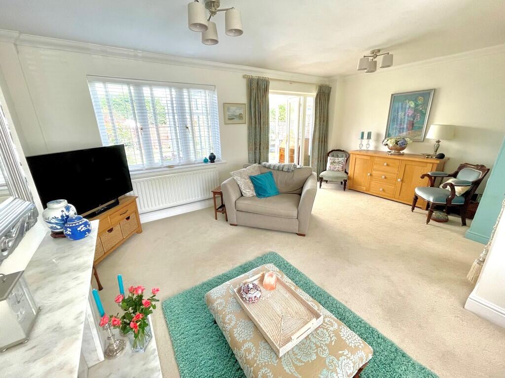 5 Cleeves Way Lou...